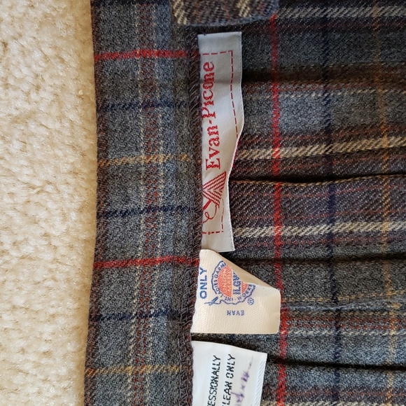 Evan Picone VTG Gray Plaid Wool Skirt, Sz 10 - Picture 6 of 8